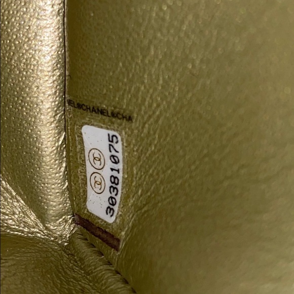 ‼️SOLD‼️NEW 20A CHANEL REISSUE 2.55 RAINBOW MINI - Picture 13 of 14